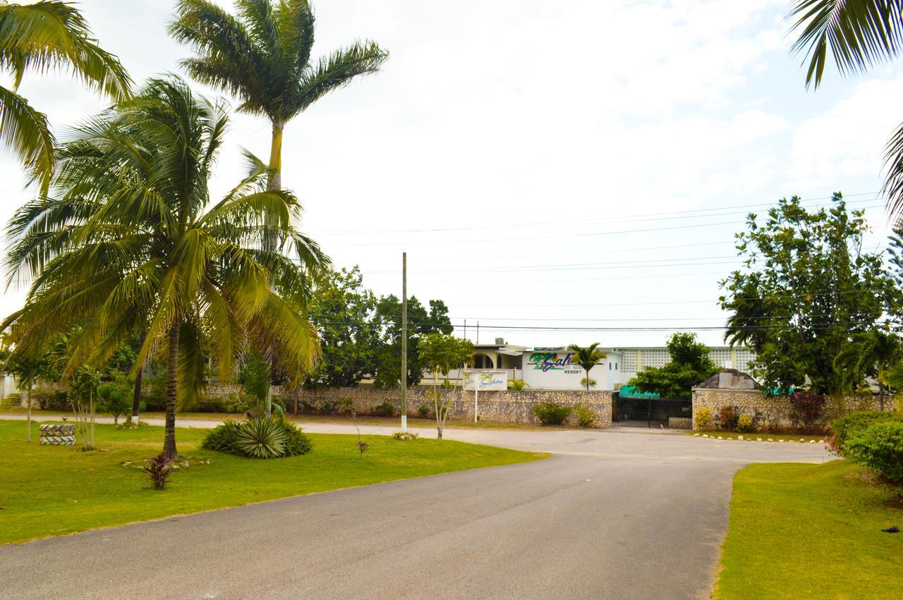 Sahara Dela Mer Inn Montego Bay Buitenkant foto